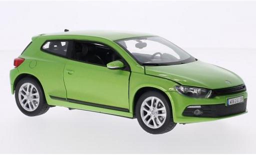 Miniature Volkswagen Scirocco 1/24 Welly III metallise verte Volkswagen Scirocco 1/24 Welly III metallise verte miniature