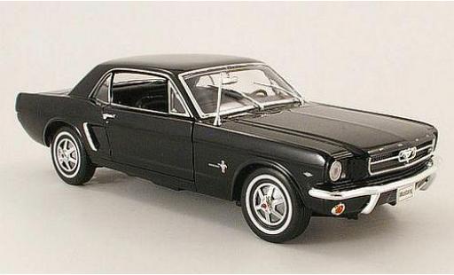 Miniature Ford Mustang 1/18 Welly Coupe noire 1964 Ford Mustang 1/18 Welly Coupe noire 1964 miniature