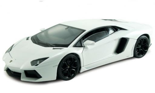 Miniature Lamborghini Aventador 1/24 Welly LP 700-4 blanche Lamborghini Aventador 1/24 Welly LP 700-4 blanche miniature