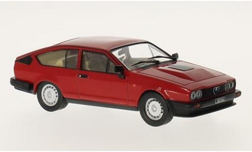 Miniature Alfa Romeo GT 1/43 WhiteBox V6 2.5 rouge 1980 Alfa Romeo GT 1/43 WhiteBox V6 2.5 rouge 1980 miniature