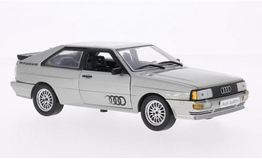 Miniature Audi Quattro 1/24 WhiteBox grise 1986 Audi Quattro 1/24 WhiteBox grise 1986 miniature