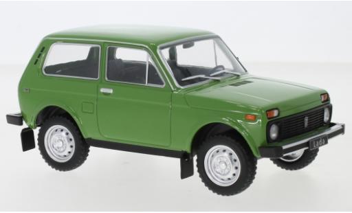Miniature Lada Niva 1/24 WhiteBox verte Lada Niva 1/24 WhiteBox verte miniature