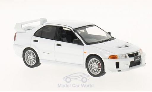 Miniature Mitsubishi Lancer 1/43 WhiteBox Evo V blanche RHD 1998 Mitsubishi Lancer 1/43 WhiteBox Evo V blanche RHD 1998 miniature
