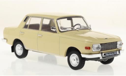 Miniature Wartburg 353 1/24 WhiteBox beige Wartburg 353 1/24 WhiteBox beige miniature