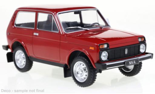 Miniature Lada Niva 1/24 WhiteBox rouge 1976 Lada Niva 1/24 WhiteBox rouge 1976 miniature