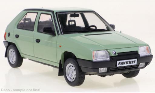 Miniature Skoda Favorit 1/24 WhiteBox la chaux 1987 Skoda Favorit 1/24 WhiteBox la chaux 1987 miniature